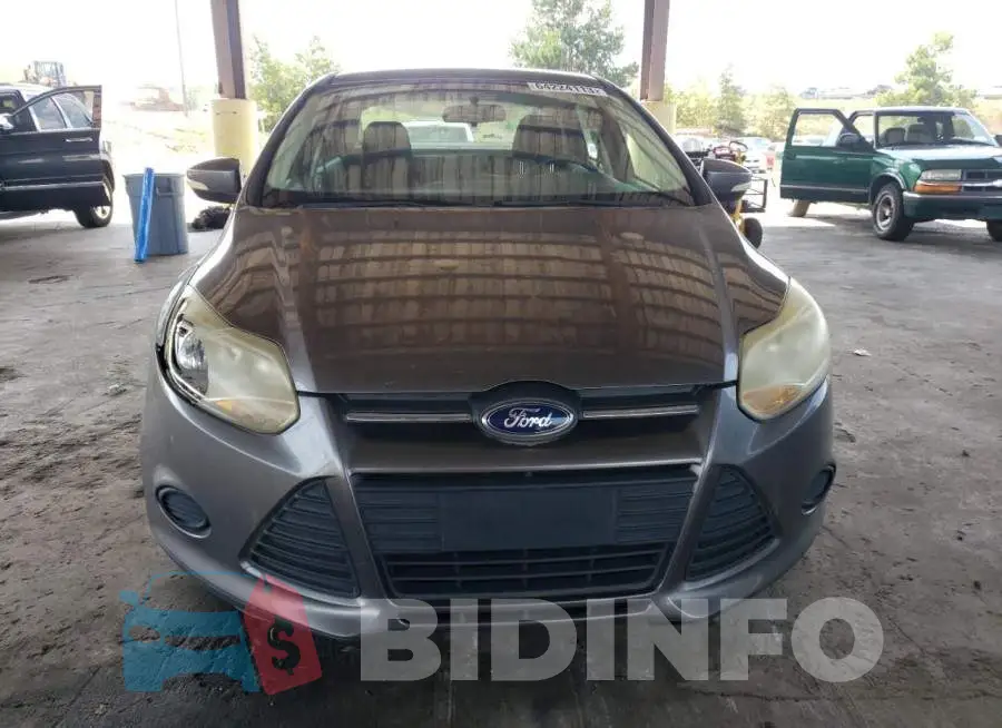 1FADP3F2XEL140477 Photo# 5