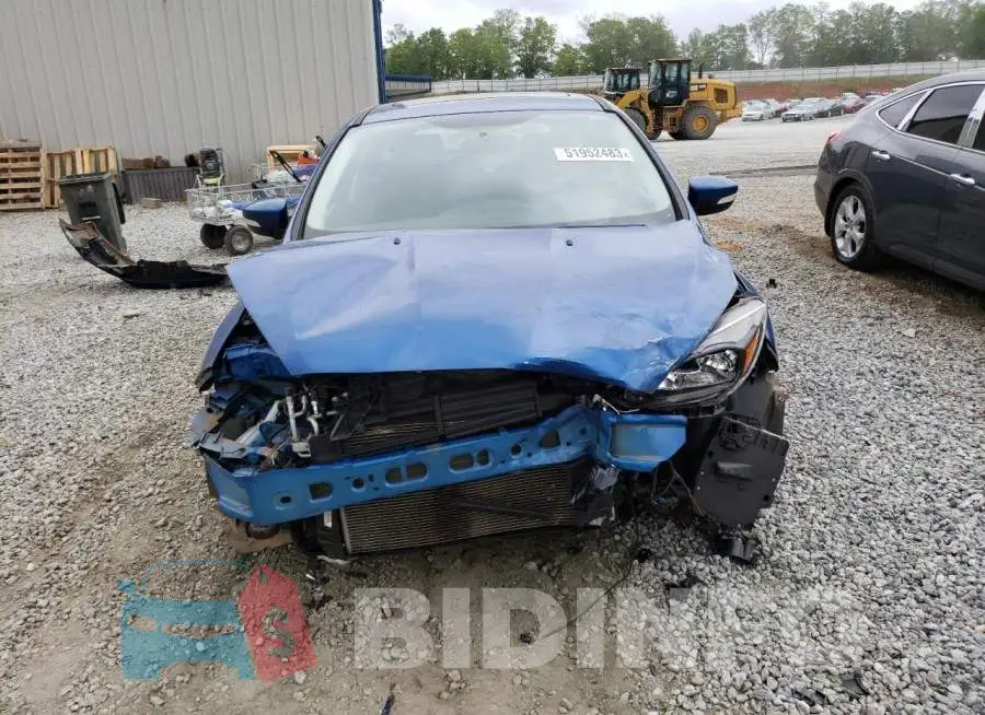 1FADP3M28JL284607 Photo# 5