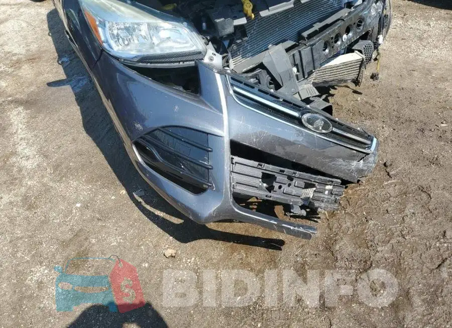 1FMCU9J90GUA72561 Photo# 13