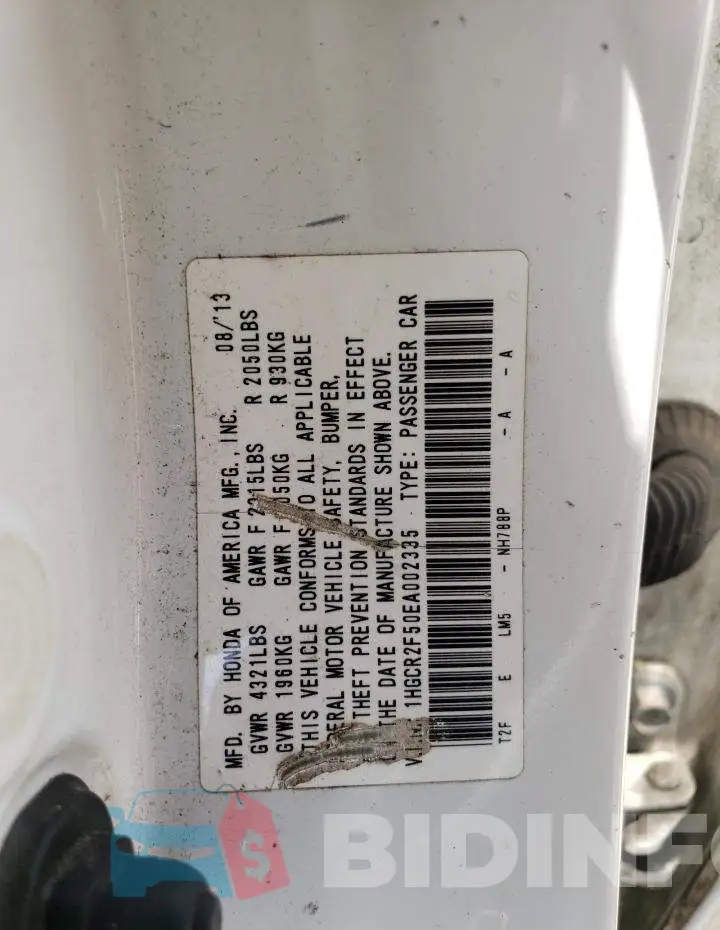 1HGCR2F50EA002335 Photo# 12