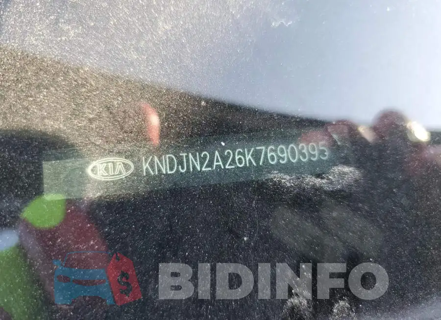 KNDJN2A26K7690395 Photo# 12