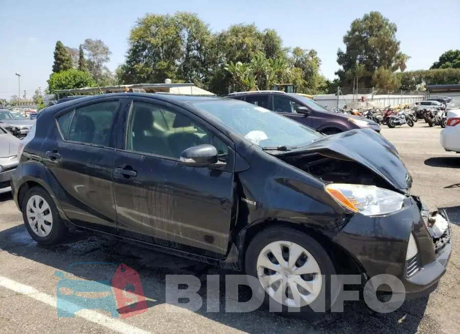JTDKDTB38E1084947 Photo# 4