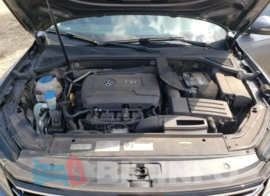 1VWDT7A37HC068944 Photo# 11