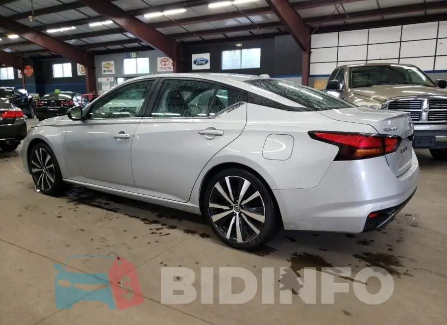 1N4BL4CV5NN350254 Photo# 2