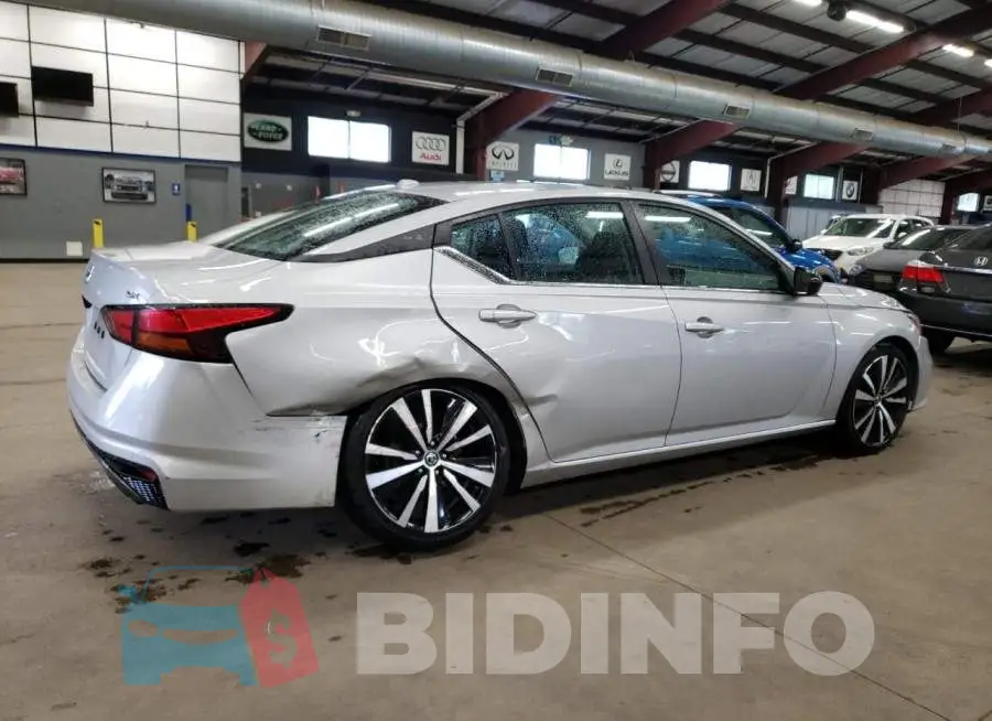 1N4BL4CV5NN350254 Photo# 3