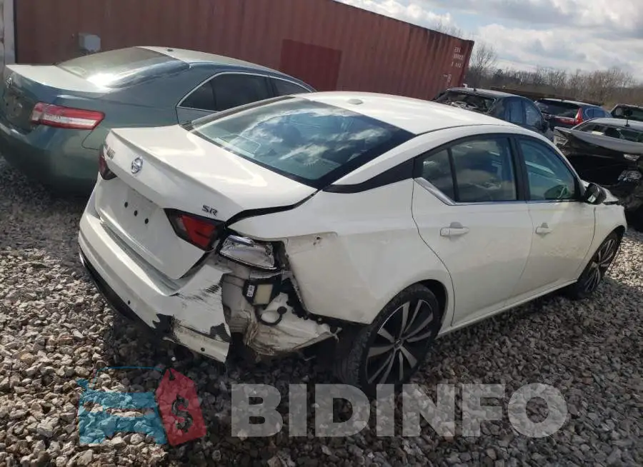 1N4BL4CV9LC240526 Photo# 3