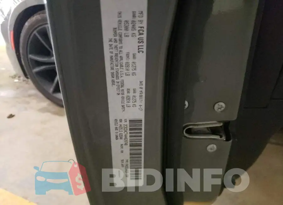 2C3CDXCT4HH620748 Photo# 12