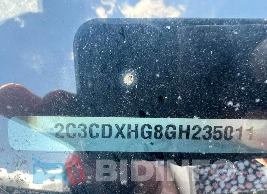 2C3CDXHG8GH235011 Photo# 10