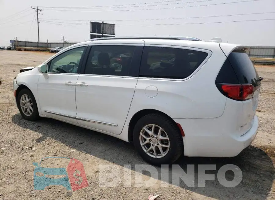 2C4RC1BG2LR272798 Photo# 2