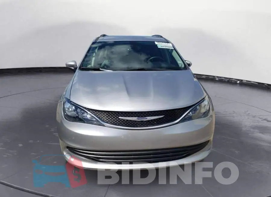 2C4RC1DG4LR262268 Photo# 5