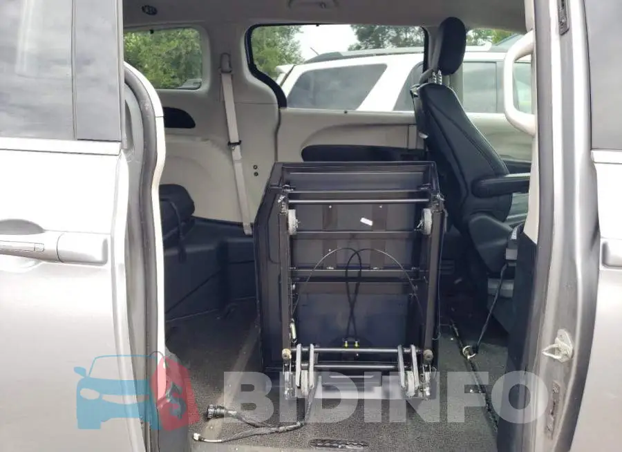 2C4RC1EG0JR271657 Photo# 11