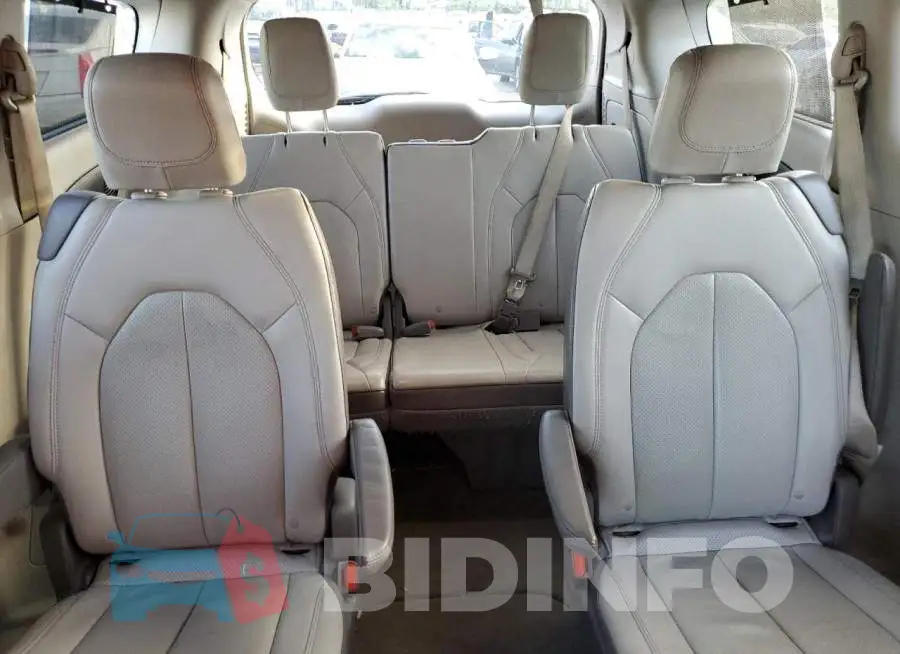 2C4RC1EG1HR514600 Photo# 10