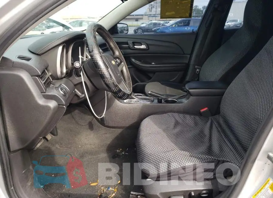 1G11D5SL2FF174907 Photo# 7