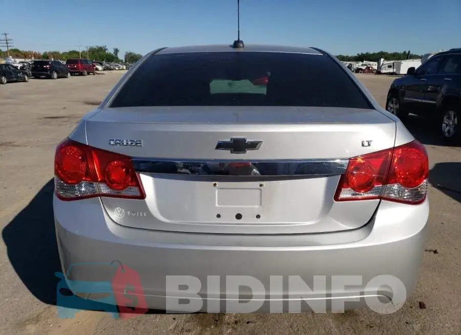 1G1PC5SB5F7172888 Photo# 6