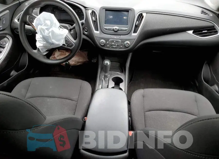 1G1ZB5STXGF275932 Photo# 8