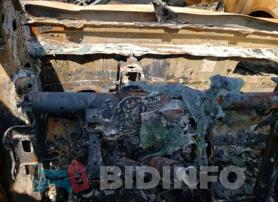 3GNCJLSB5GL203383 Photo# 9