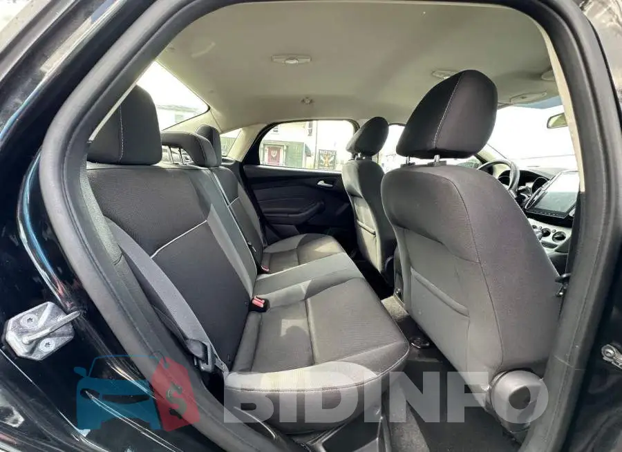 1FADP3F25EL448401 Photo# 6