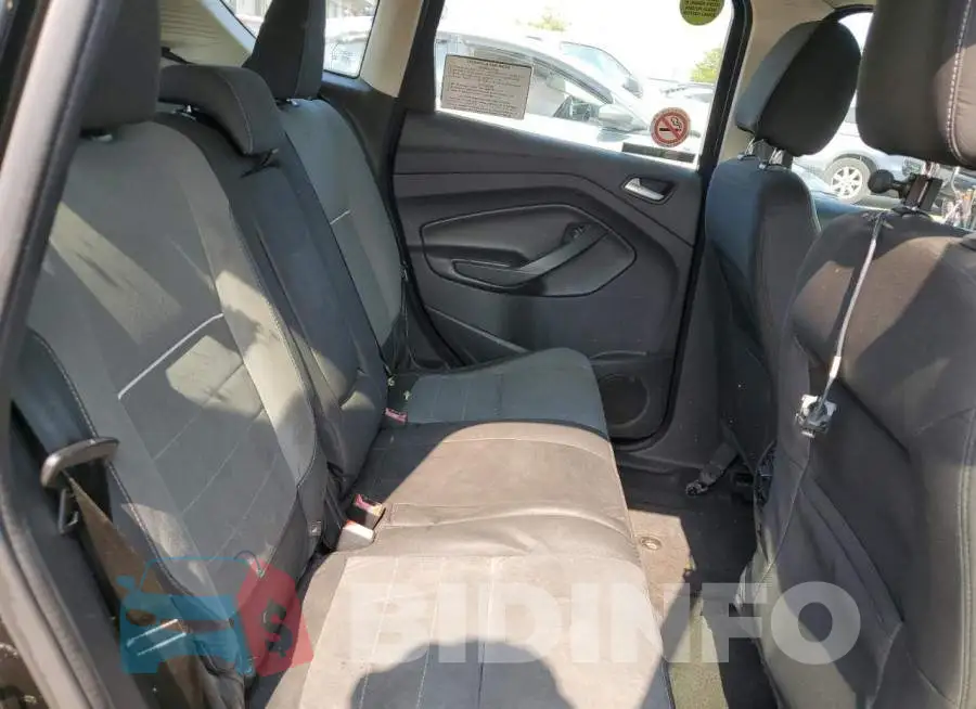 1FADP5AU3FL120433 Photo# 10