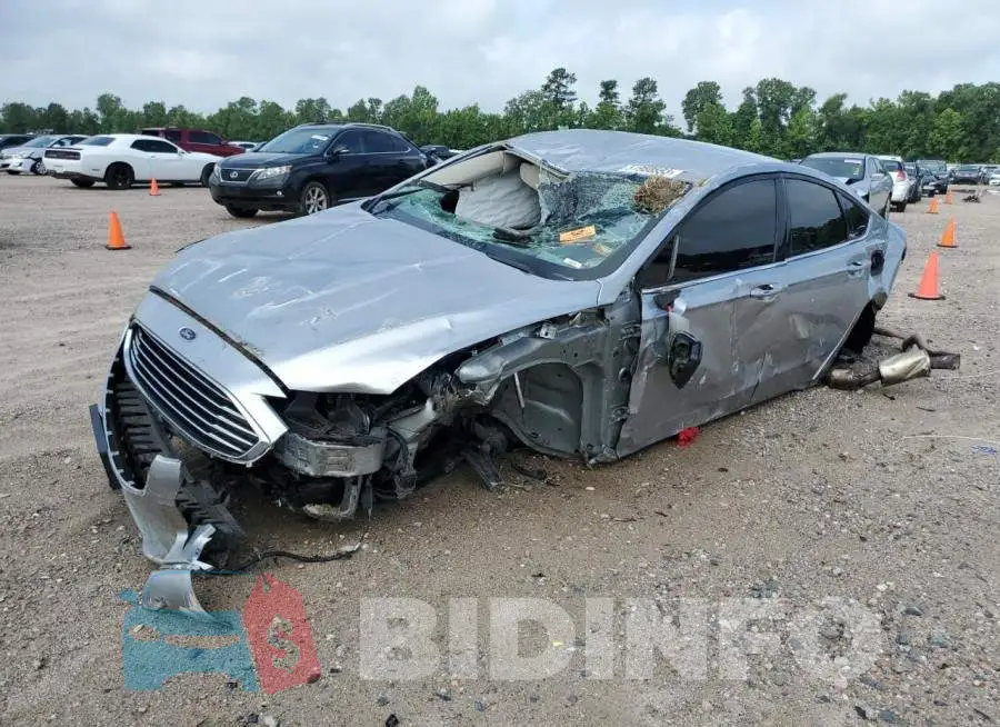 3FA6P0CDXLR131502 Photo# 1