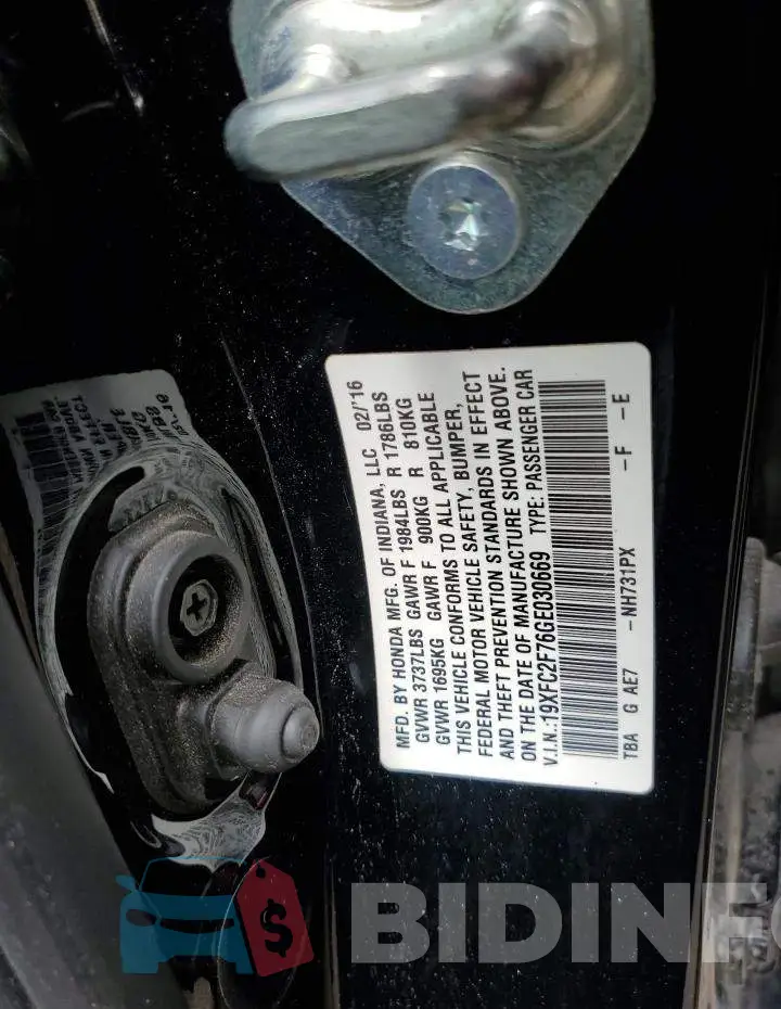 19XFC2F76GE030669 Photo# 12