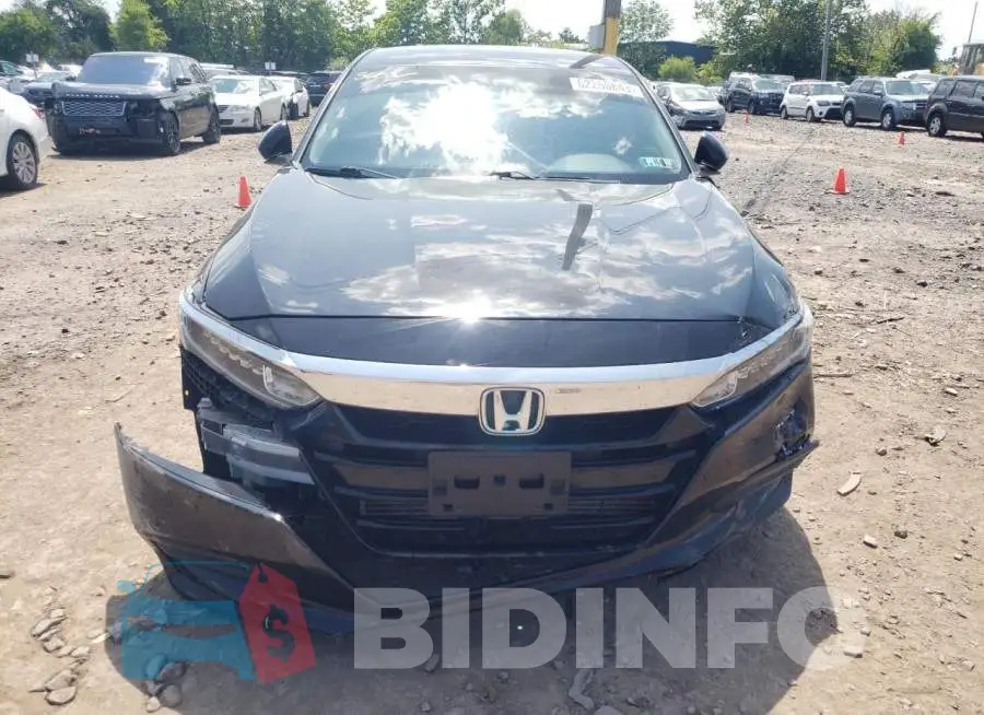 1HGCV1F12KA105254 Photo# 5