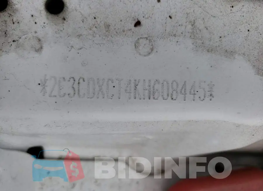 2C3CDXCT4KH608445 Photo# 10