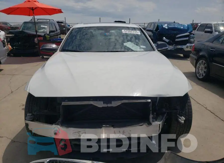 WBA8E1G54GNU10080 Photo# 5