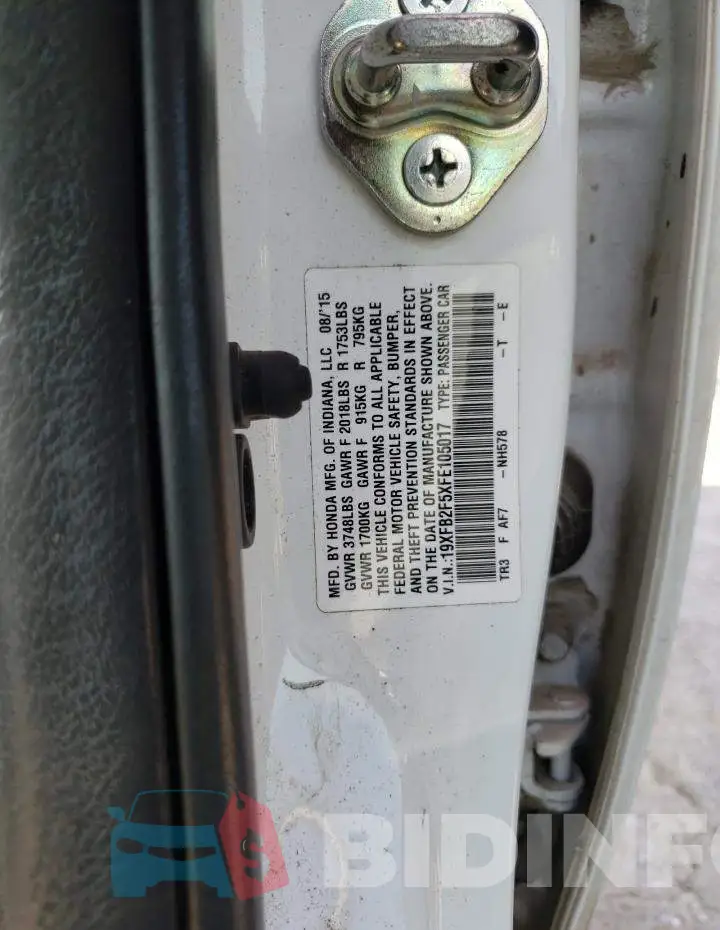 19XFB2F5XFE105017 Photo# 13