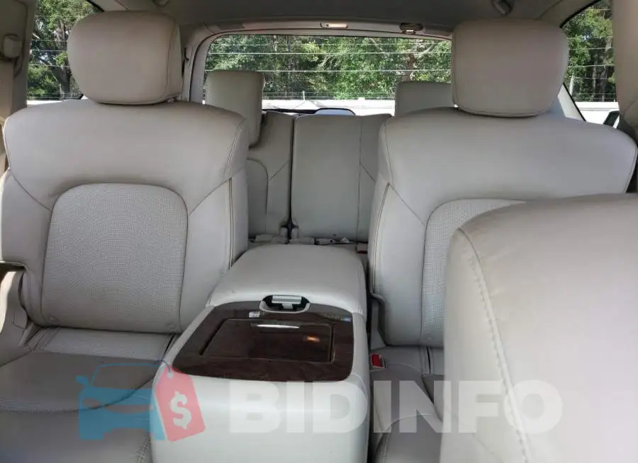 JN8AZ2NF5F9572046 Photo# 10