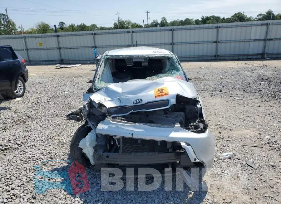 KNDJN2A2XF7778548 Photo# 5