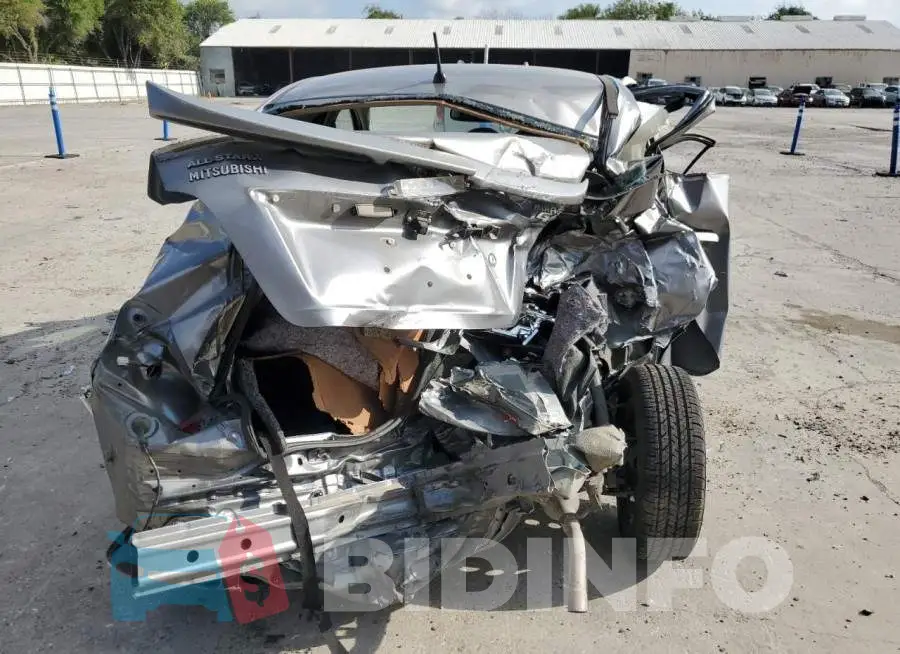 ML32F3FJ7HHF04928 Photo# 6