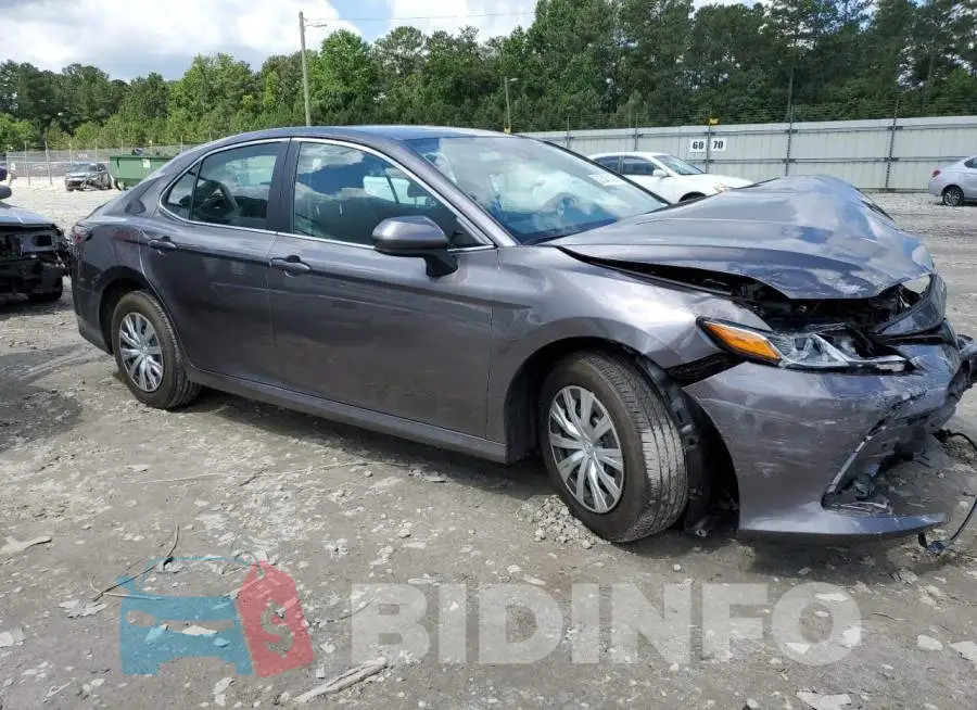 4T1C31AK9NU595596 Photo# 4
