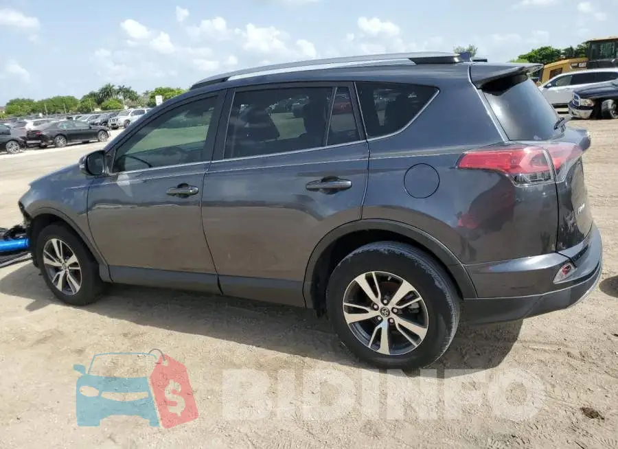JTMWFREV5JD132537 Photo# 2