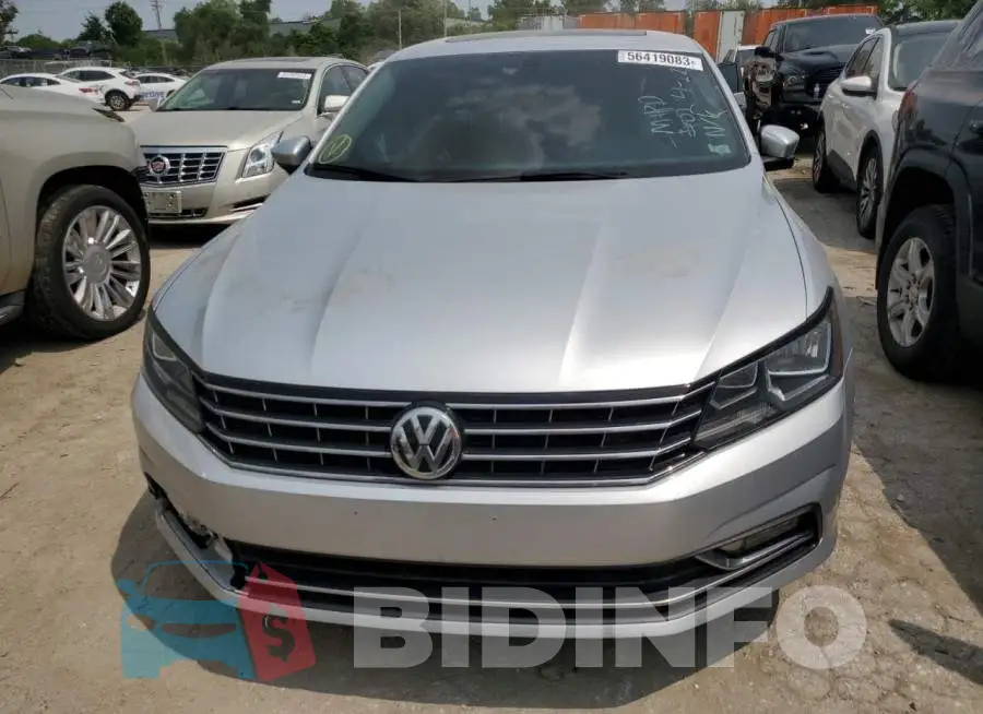 1VWBS7A39GC050728 Photo# 5