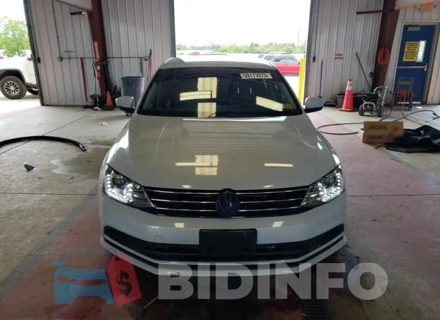 3VW2B7AJ2HM388292 Photo# 5