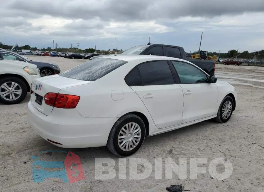 3VW2K7AJ6EM224992 Photo# 3