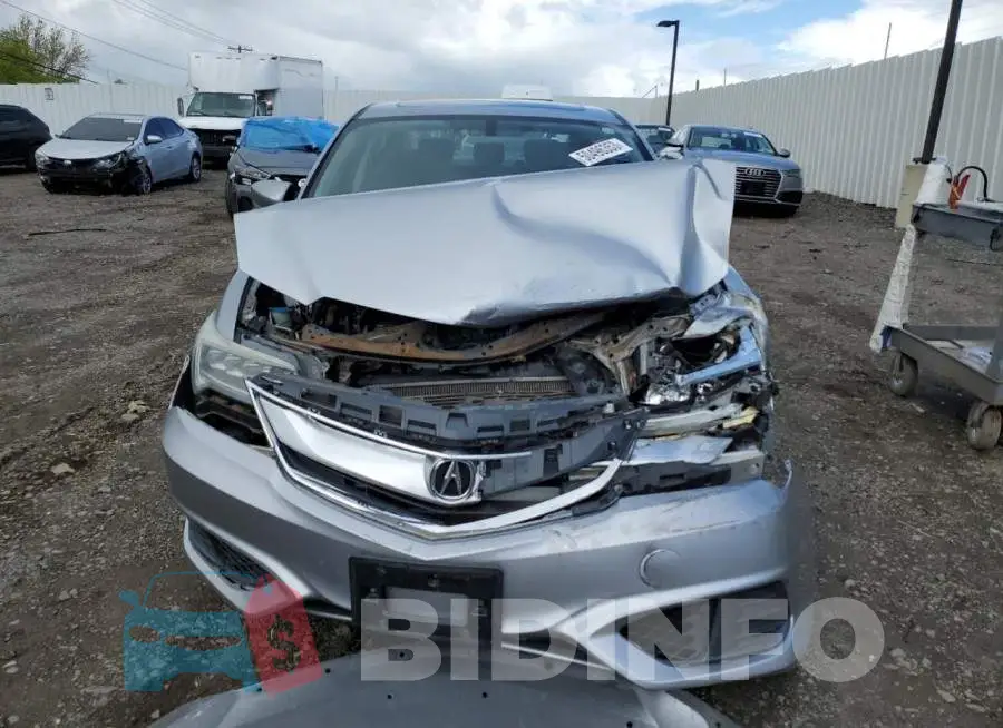 19UDE2F32HA010861 Photo# 5