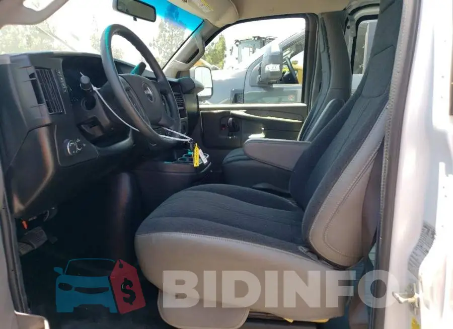 1GTW7AFP1M1235510 Photo# 7