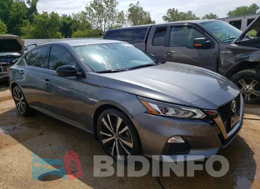 1N4BL4CV9LC174933 Photo# 4
