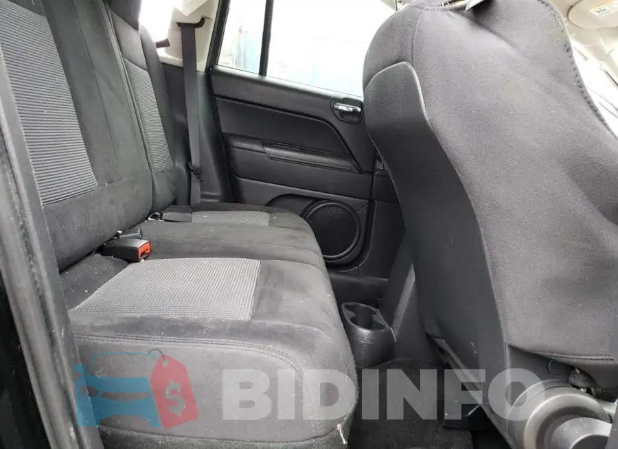 1C4NJCBA6ED642393 Photo# 11
