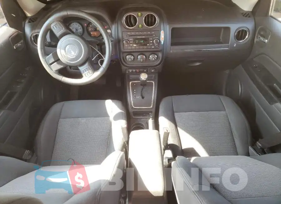 1C4NJRFBXED501316 Photo# 8