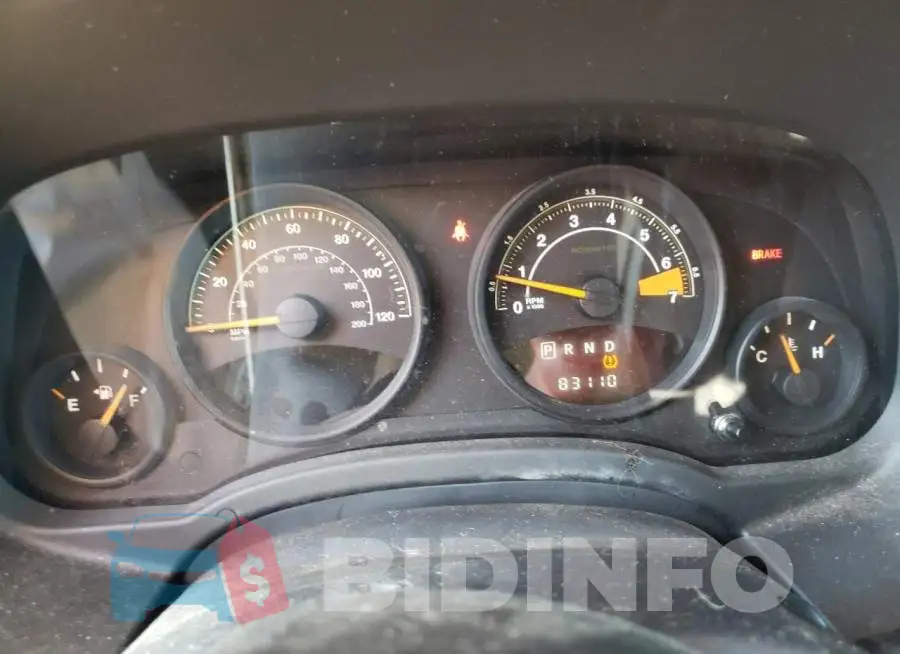 1C4NJRFBXED501316 Photo# 9