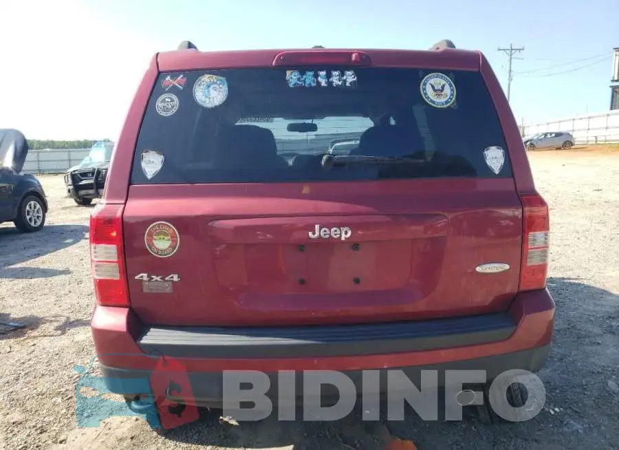 1C4NJRFBXED501316 Photo# 6