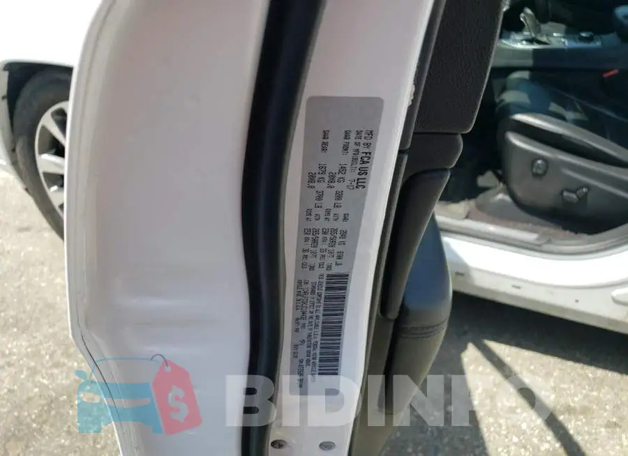 1C4RJFCGXJC104432 Photo# 14