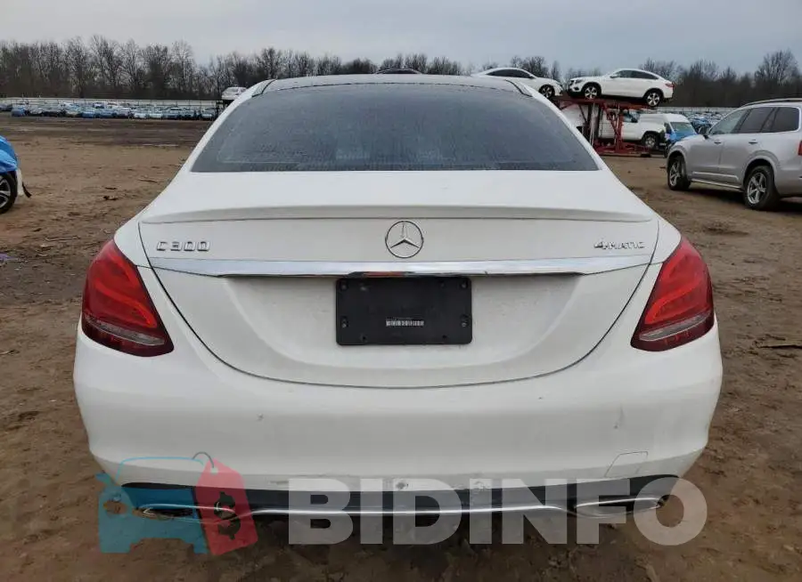 55SWF4KB6GU120457 Photo# 6