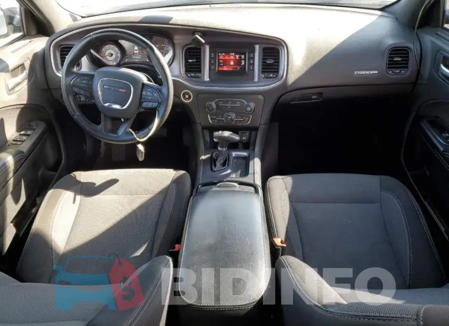 2C3CDXBG8HH553639 Photo# 8