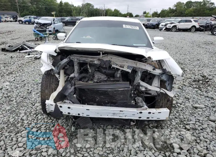 2C3CDXCT1EH368744 Photo# 5