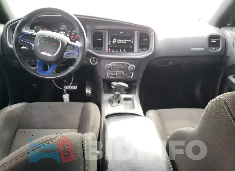 2C3CDXCT3LH245072 Photo# 8
