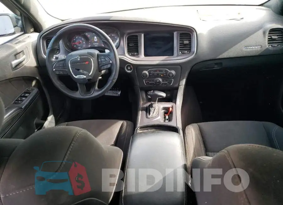 2C3CDXJG6JH158771 Photo# 8