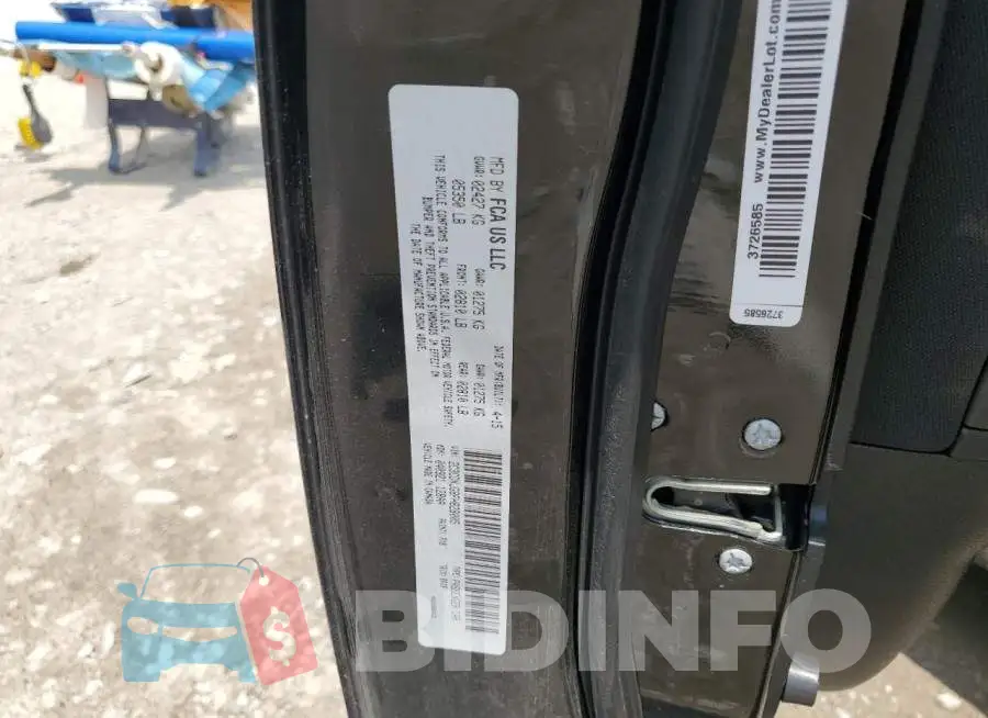 2C3CDXJG8FH828005 Photo# 12